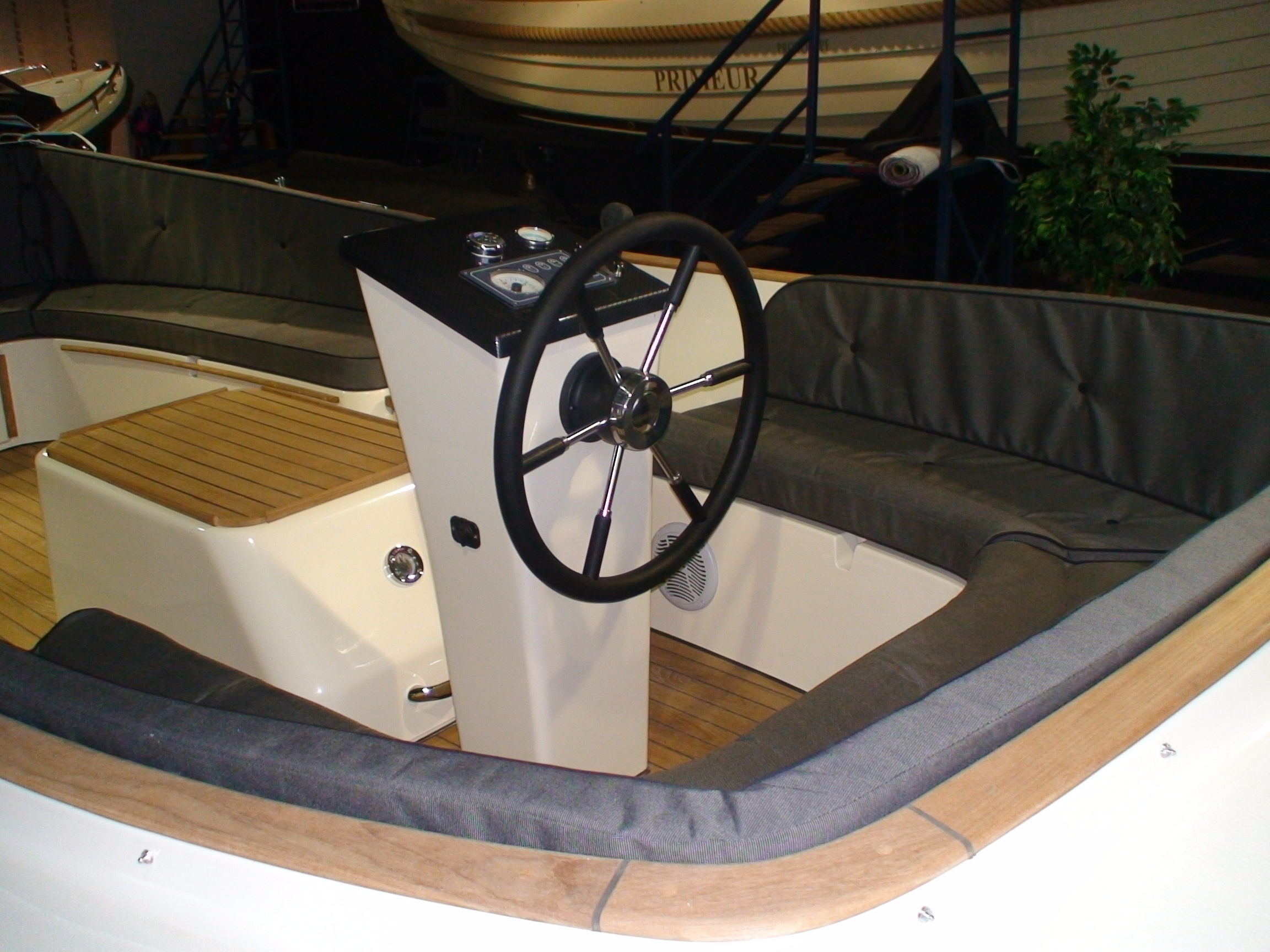 Waterspoor 707 van Sloep huren De Domp in Sneek